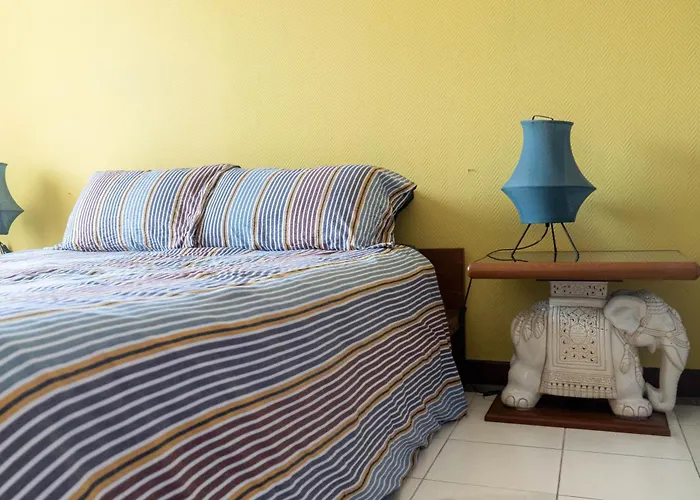 Sunset Tower Homestay